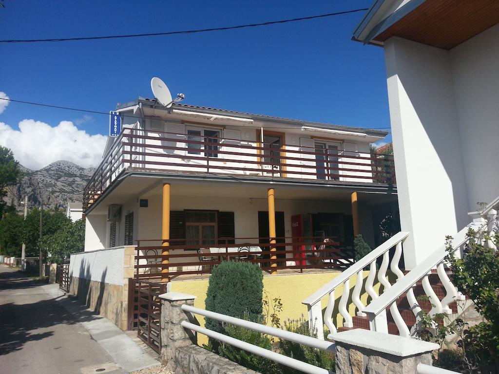 Apartments L.Z. Стариград-Пакленица Стая снимка
